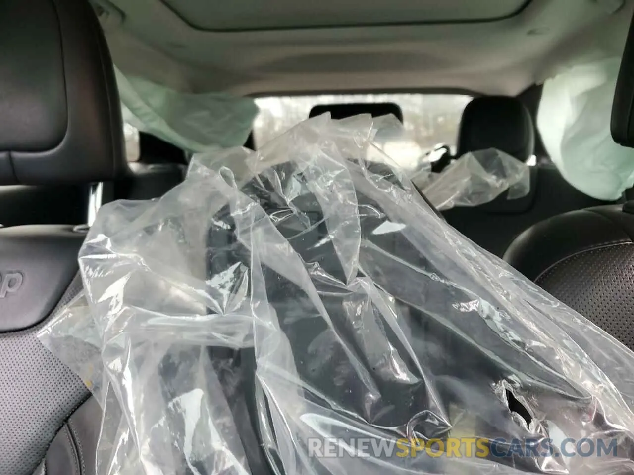 10 Photograph of a damaged car 1C4PJMDN6KD292676 JEEP GRAND CHER 2019