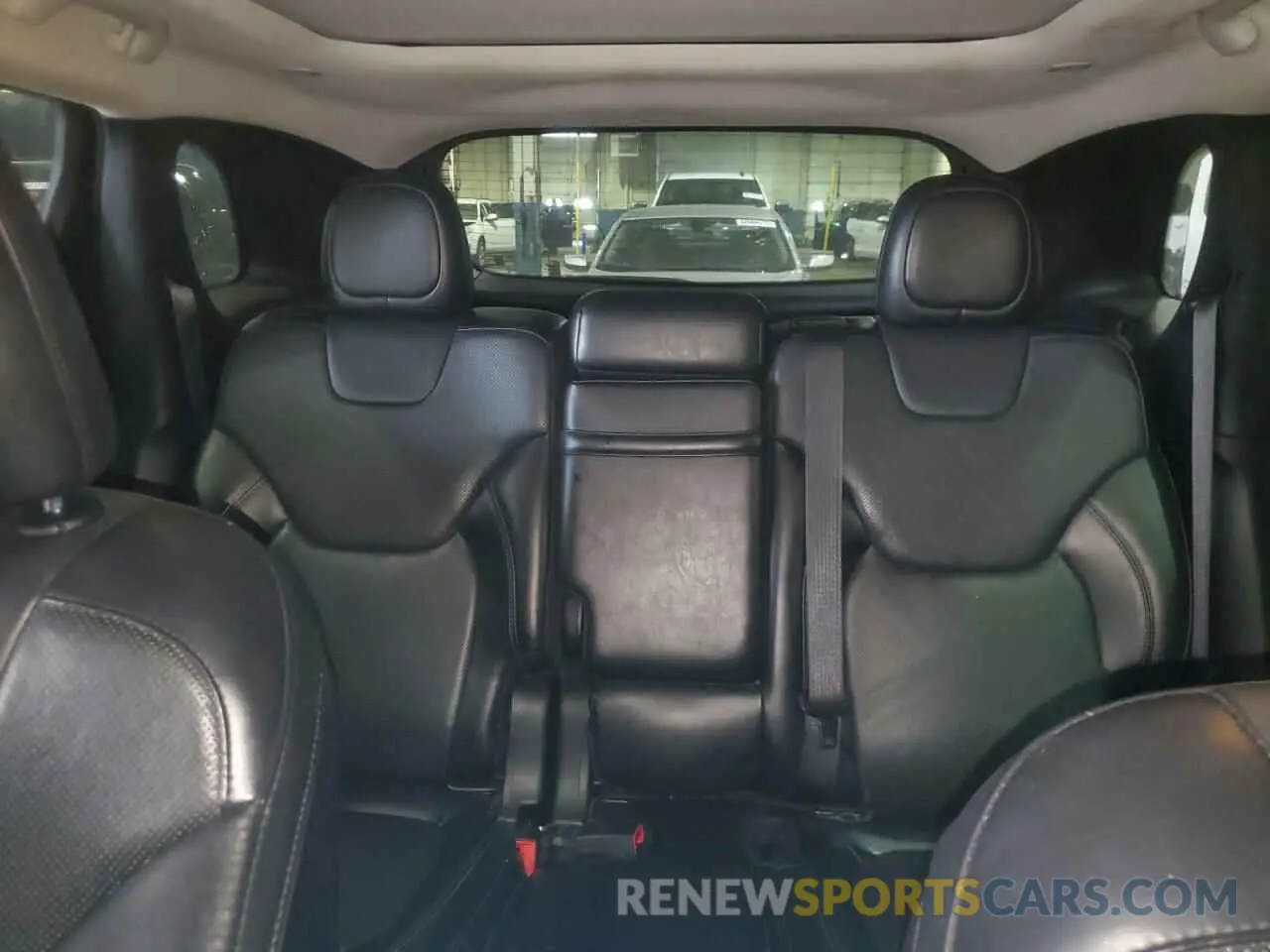10 Photograph of a damaged car 1C4PJMDN8KD212200 JEEP GRAND CHER 2019