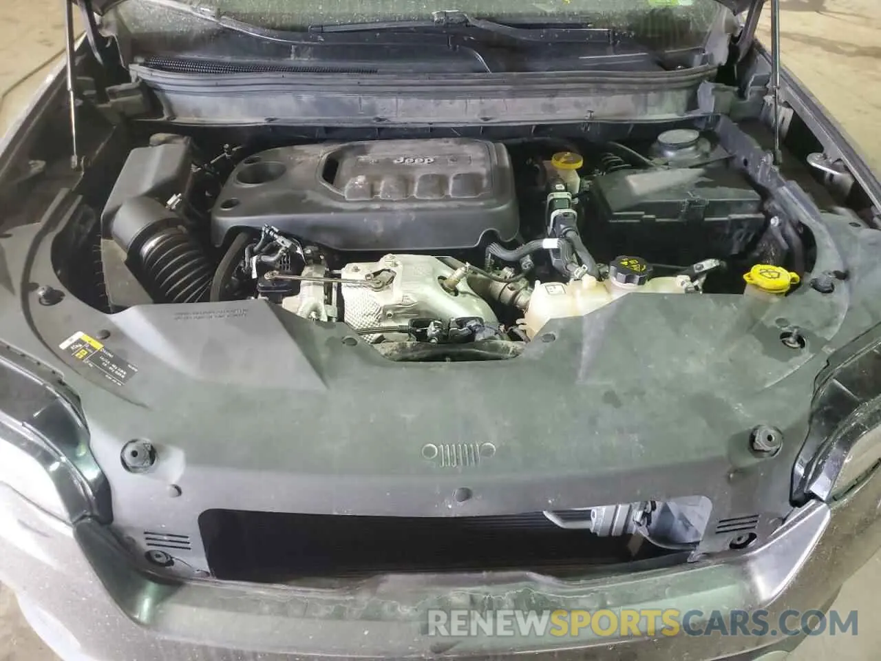 12 Photograph of a damaged car 1C4PJMDN8KD212200 JEEP GRAND CHER 2019