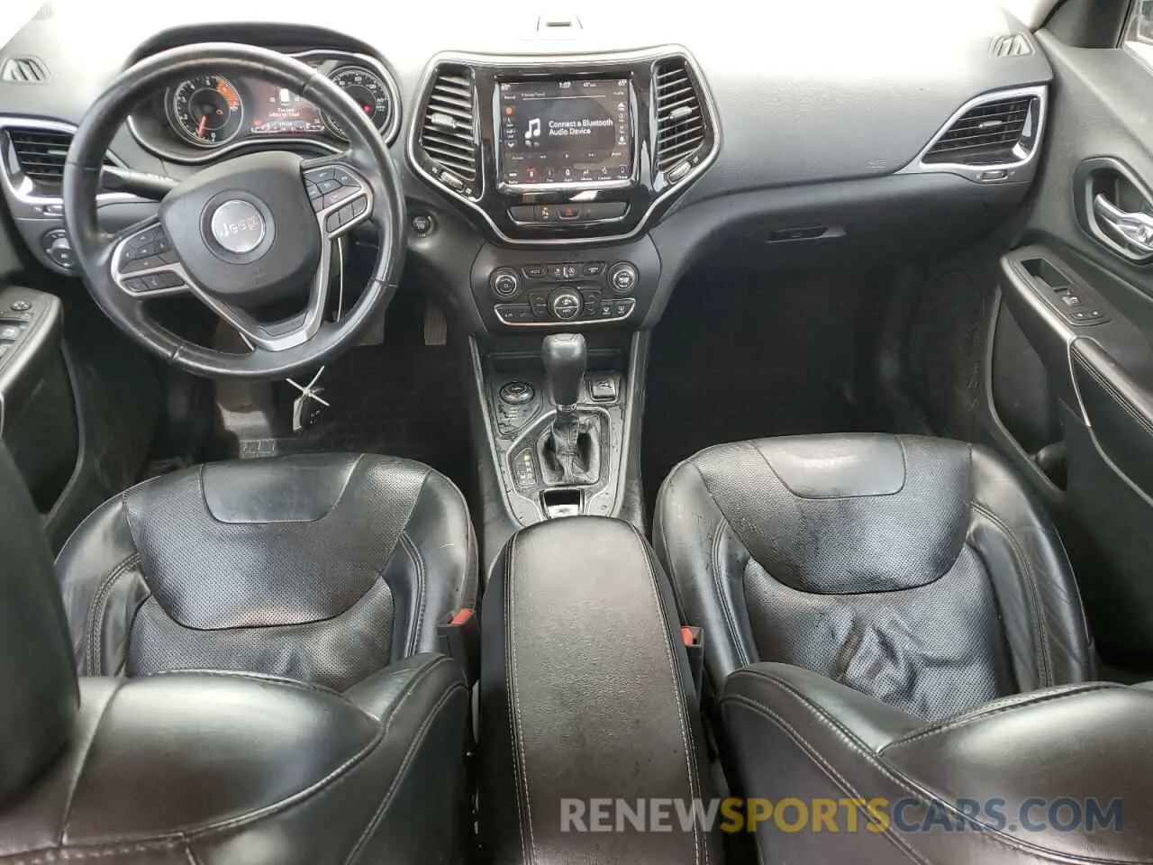 8 Photograph of a damaged car 1C4PJMDN9KD116219 JEEP GRAND CHER 2019