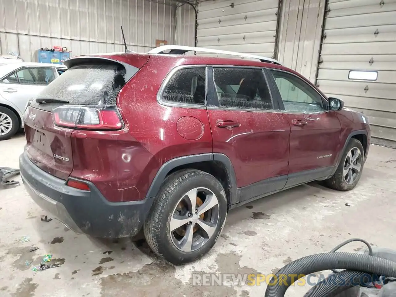 3 Photograph of a damaged car 1C4PJMDN9KD251085 JEEP GRAND CHER 2019