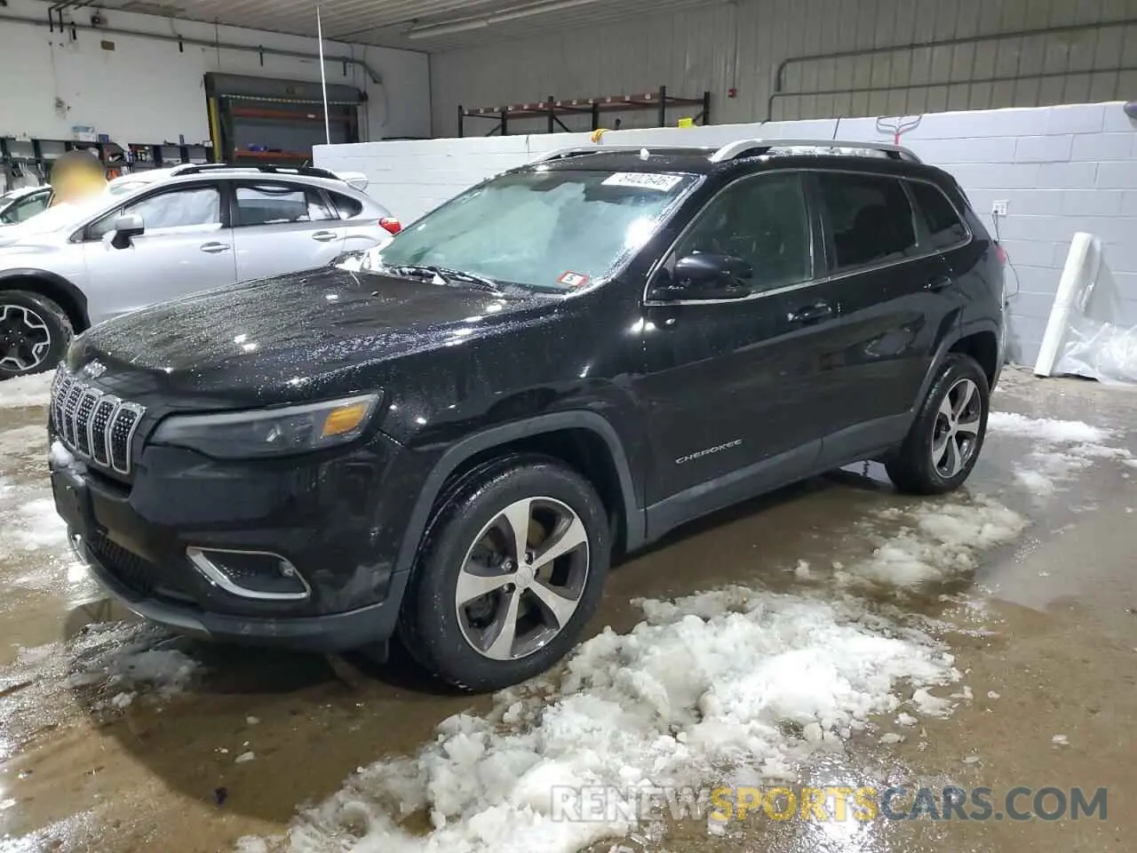 1 Photograph of a damaged car 1C4PJMDX0KD395092 JEEP GRAND CHER 2019