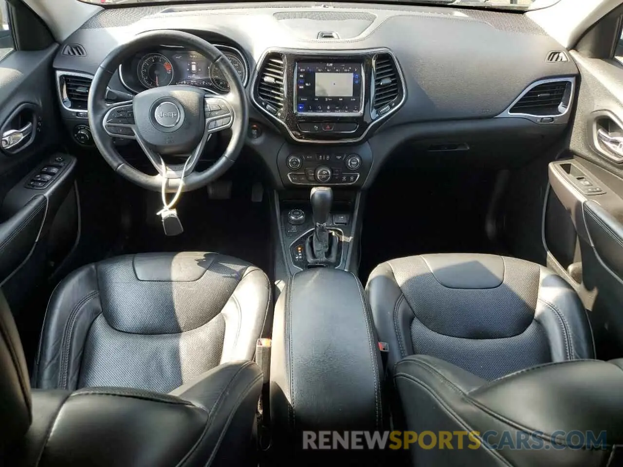 8 Photograph of a damaged car 1C4PJMDX1KD103899 JEEP GRAND CHER 2019