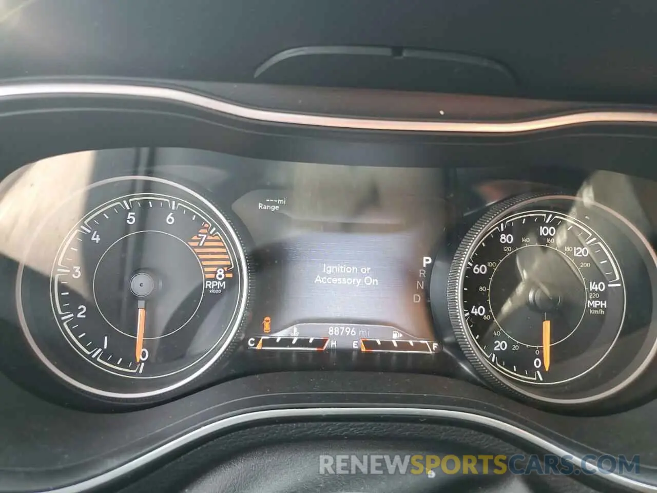 9 Photograph of a damaged car 1C4PJMDX1KD103899 JEEP GRAND CHER 2019