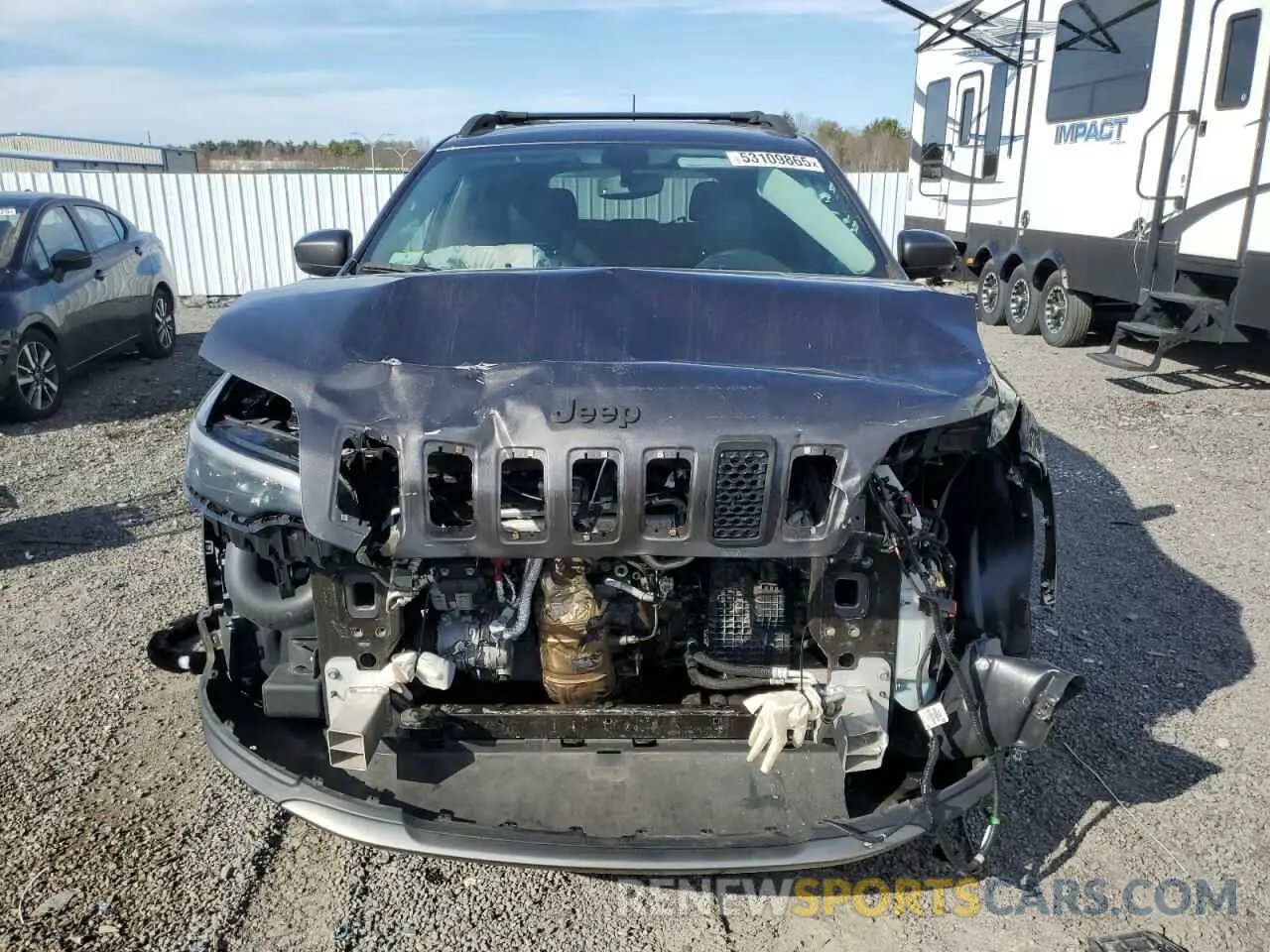 5 Photograph of a damaged car 1C4PJMDX1KD310146 JEEP GRAND CHER 2019