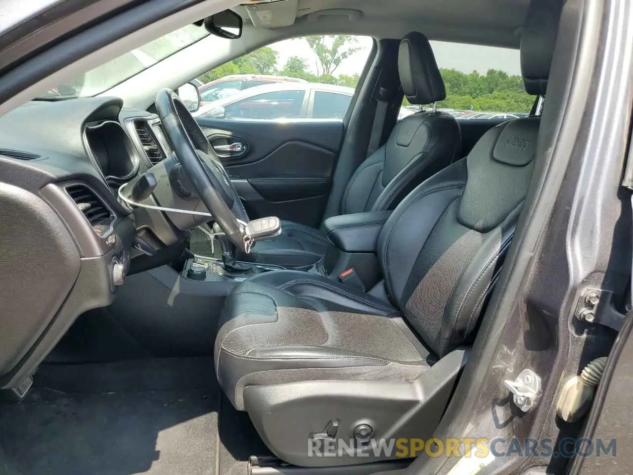 7 Photograph of a damaged car 1C4PJMDX1KD331241 JEEP GRAND CHER 2019