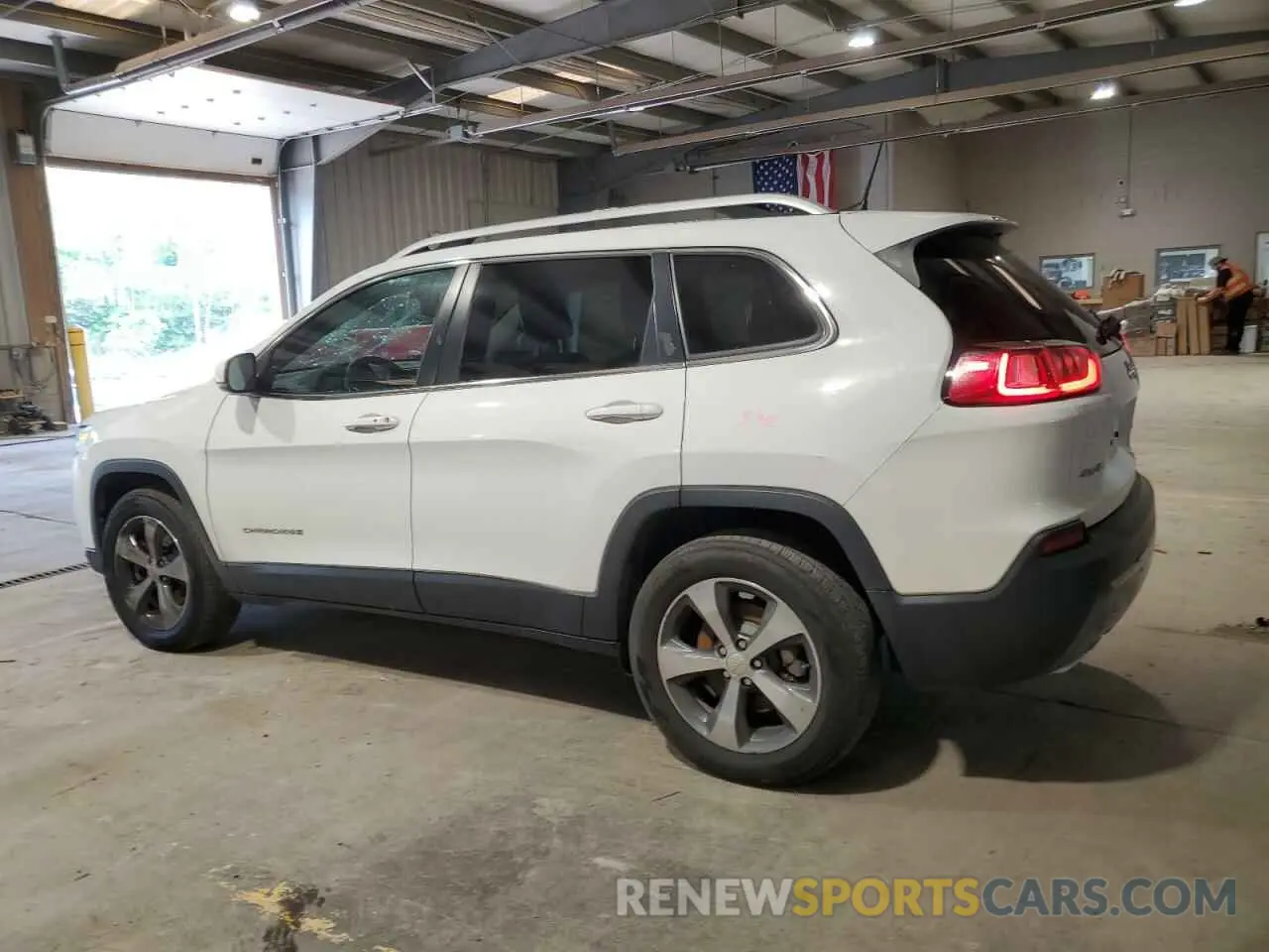 2 Photograph of a damaged car 1C4PJMDX2KD218995 JEEP GRAND CHER 2019