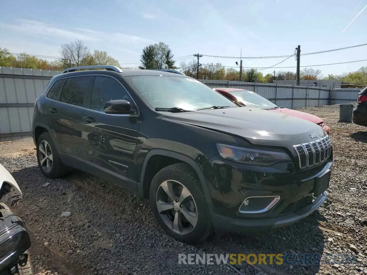 4 Photograph of a damaged car 1C4PJMDX2KD369111 JEEP GRAND CHER 2019