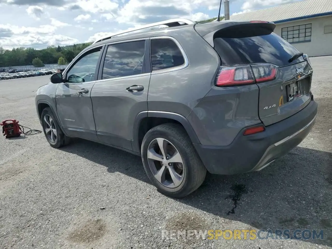 2 Photograph of a damaged car 1C4PJMDX2KD389925 JEEP GRAND CHER 2019