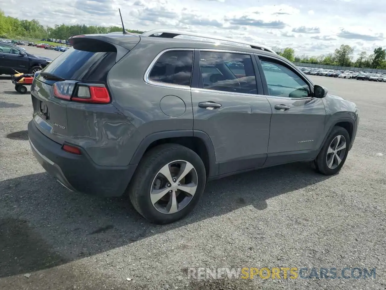 3 Photograph of a damaged car 1C4PJMDX2KD389925 JEEP GRAND CHER 2019