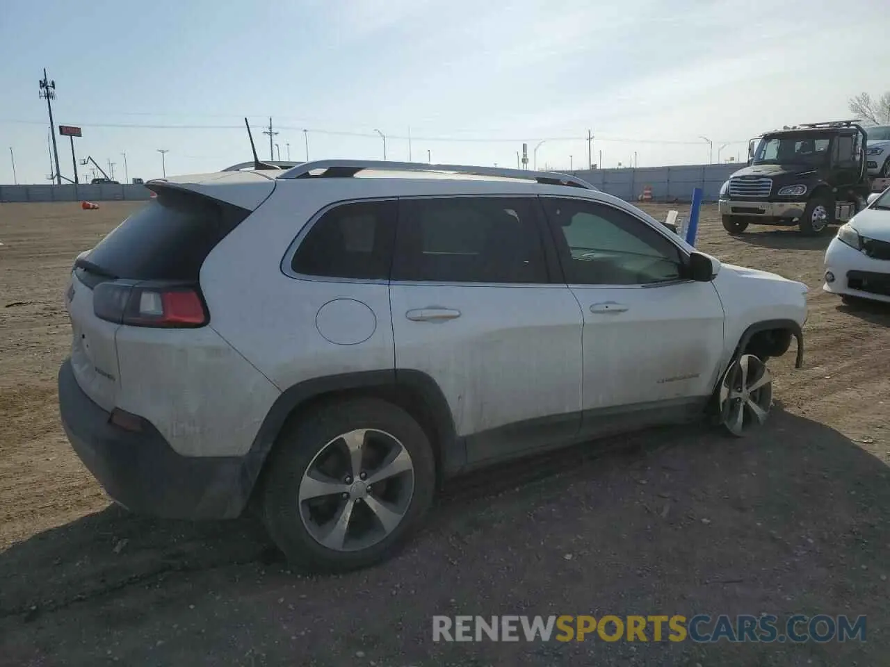 3 Photograph of a damaged car 1C4PJMDX2KD435348 JEEP GRAND CHER 2019