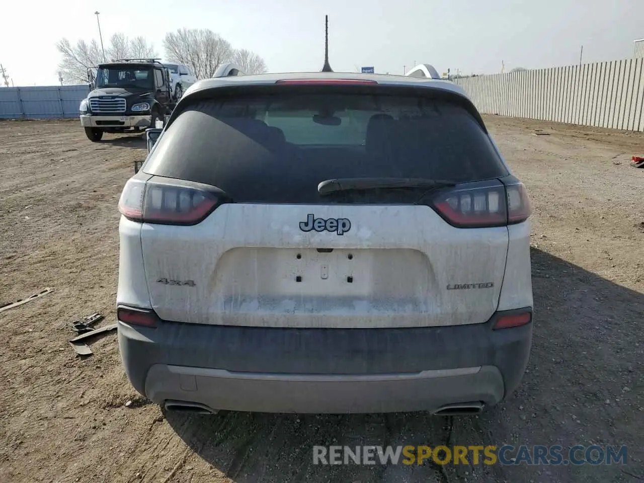 6 Photograph of a damaged car 1C4PJMDX2KD435348 JEEP GRAND CHER 2019