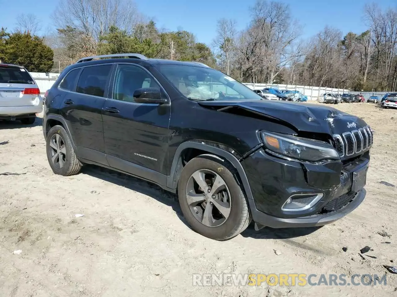4 Photograph of a damaged car 1C4PJMDX3KD395247 JEEP GRAND CHER 2019