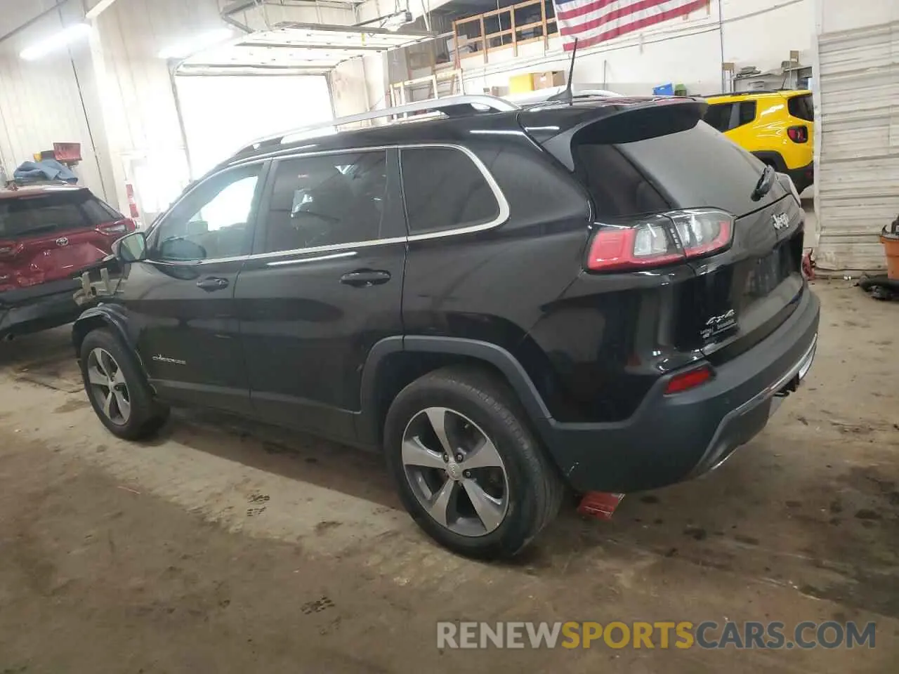 2 Photograph of a damaged car 1C4PJMDX4KD317639 JEEP GRAND CHER 2019