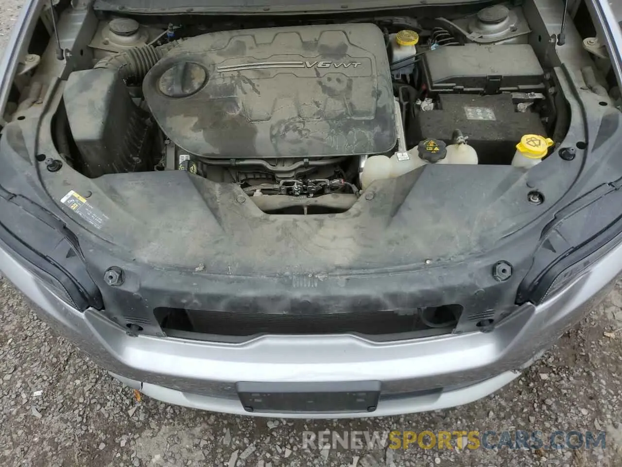 12 Photograph of a damaged car 1C4PJMDX6KD216537 JEEP GRAND CHER 2019