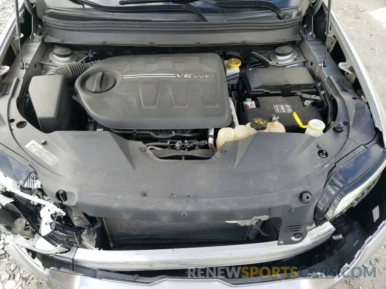 12 Photograph of a damaged car 1C4PJMDX6KD246055 JEEP GRAND CHER 2019
