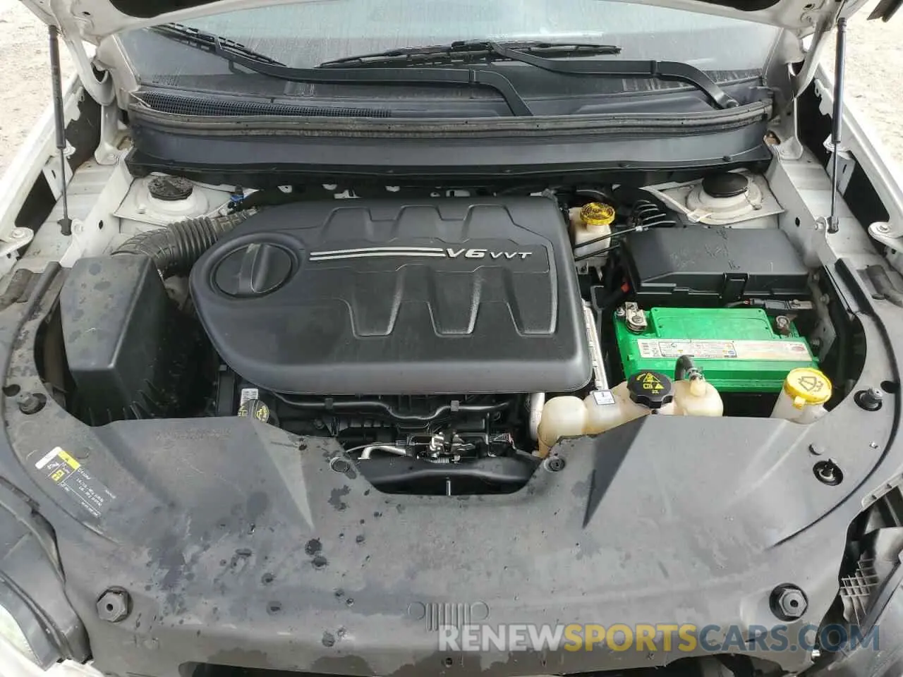 13 Photograph of a damaged car 1C4PJMDX6KD374098 JEEP GRAND CHER 2019
