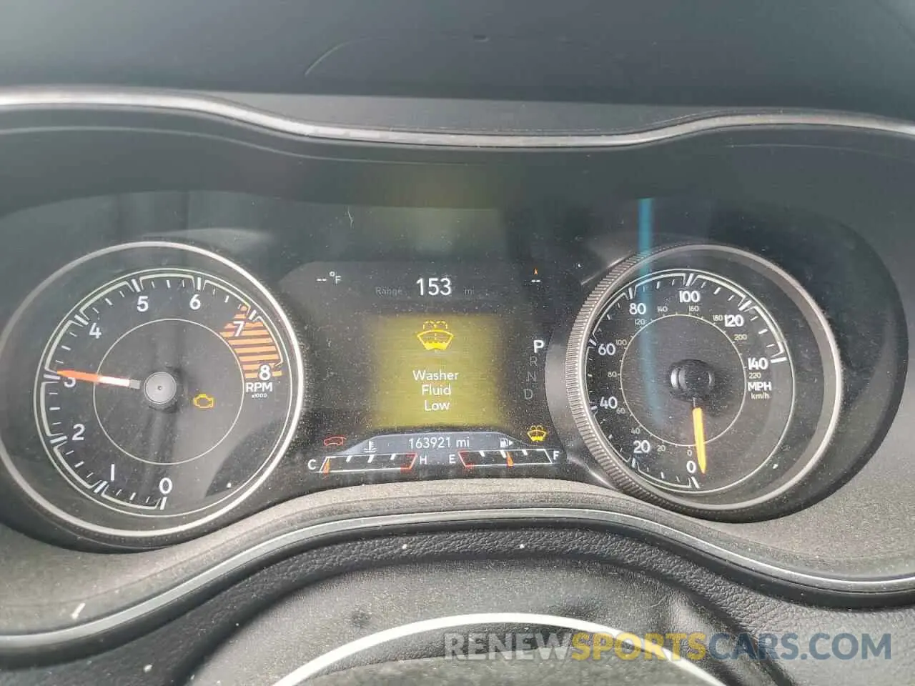 9 Photograph of a damaged car 1C4PJMDX6KD374098 JEEP GRAND CHER 2019