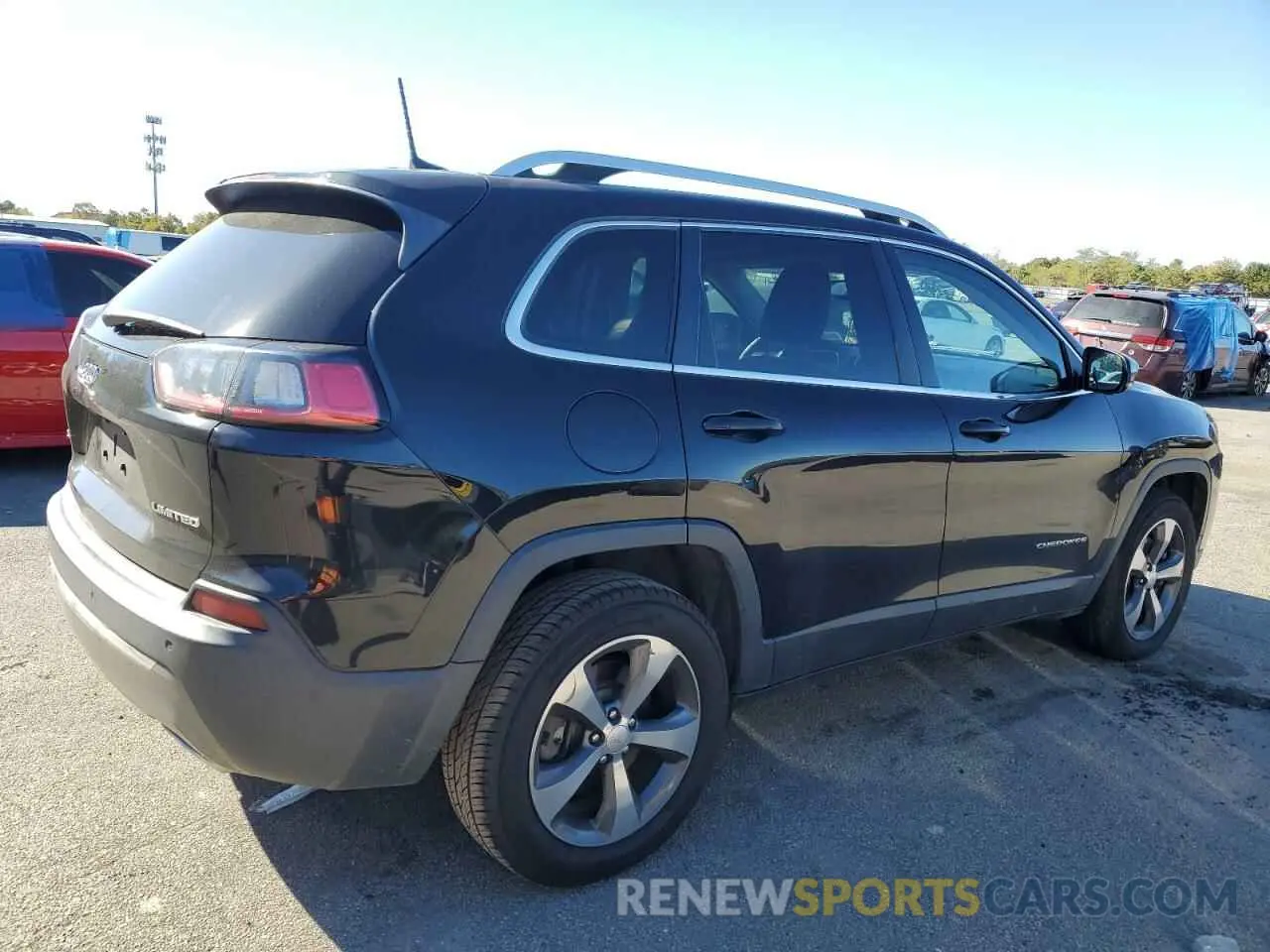 3 Фотография поврежденного автомобиля 1C4PJMDX8KD156440 JEEP GRAND CHER 2019