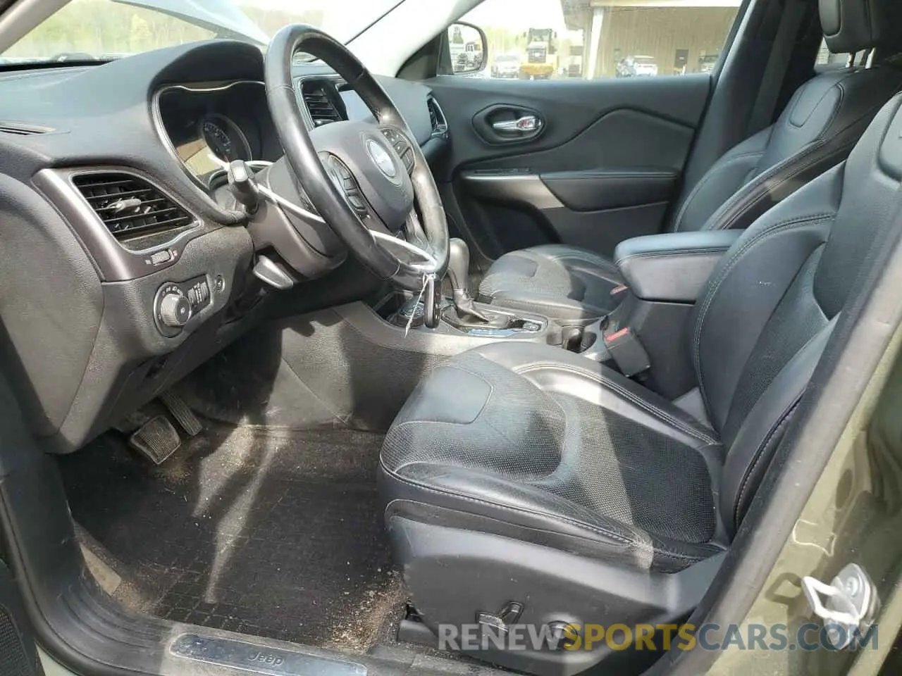 7 Photograph of a damaged car 1C4PJMDX8KD276500 JEEP GRAND CHER 2019