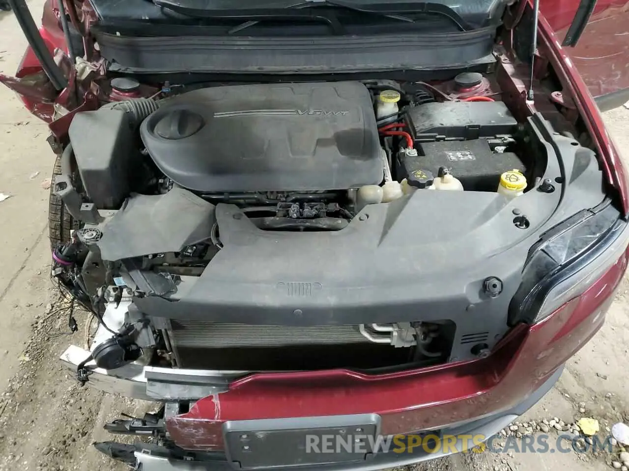 14 Photograph of a damaged car 1C4PJMDX9KD121874 JEEP GRAND CHER 2019