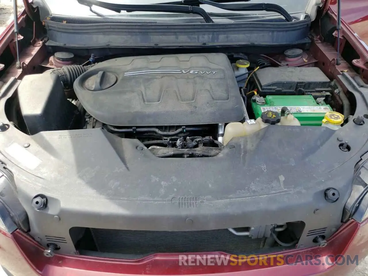 12 Photograph of a damaged car 1C4PJMDX9KD231050 JEEP GRAND CHER 2019