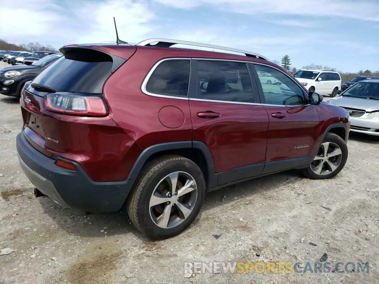 3 Photograph of a damaged car 1C4PJMDX9KD231050 JEEP GRAND CHER 2019