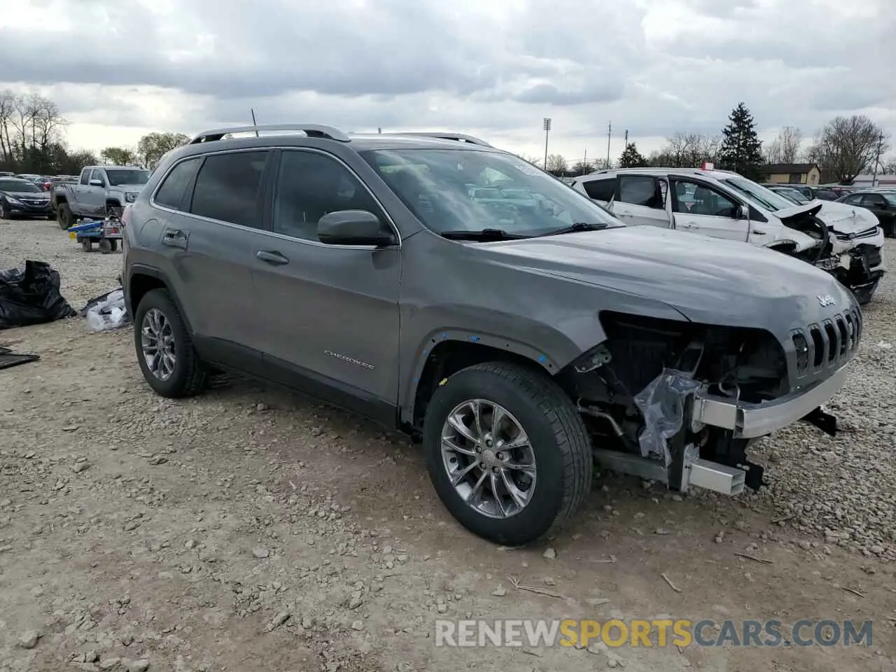 4 Photograph of a damaged car 1C4PJMLB0KD447276 JEEP GRAND CHER 2019