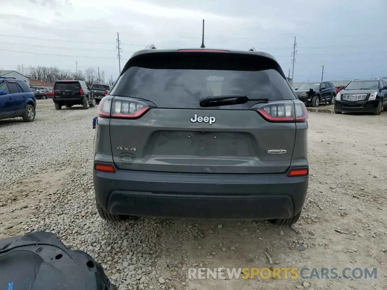 6 Photograph of a damaged car 1C4PJMLB0KD447276 JEEP GRAND CHER 2019