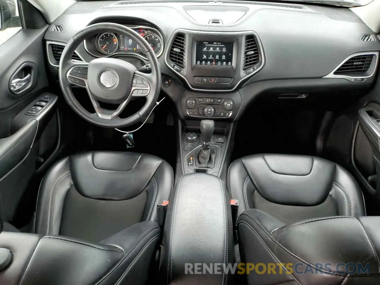 8 Photograph of a damaged car 1C4PJMLB0KD447276 JEEP GRAND CHER 2019