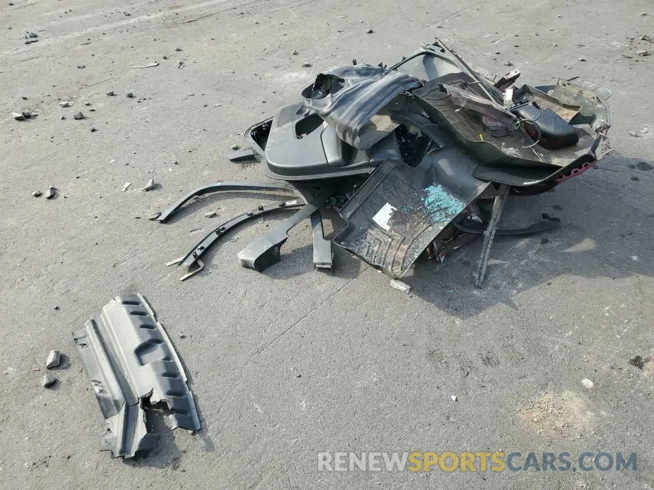 15 Photograph of a damaged car 1C4PJMLB1KD188684 JEEP GRAND CHER 2019