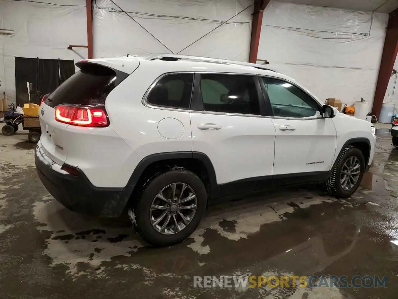 3 Photograph of a damaged car 1C4PJMLB1KD295279 JEEP GRAND CHER 2019