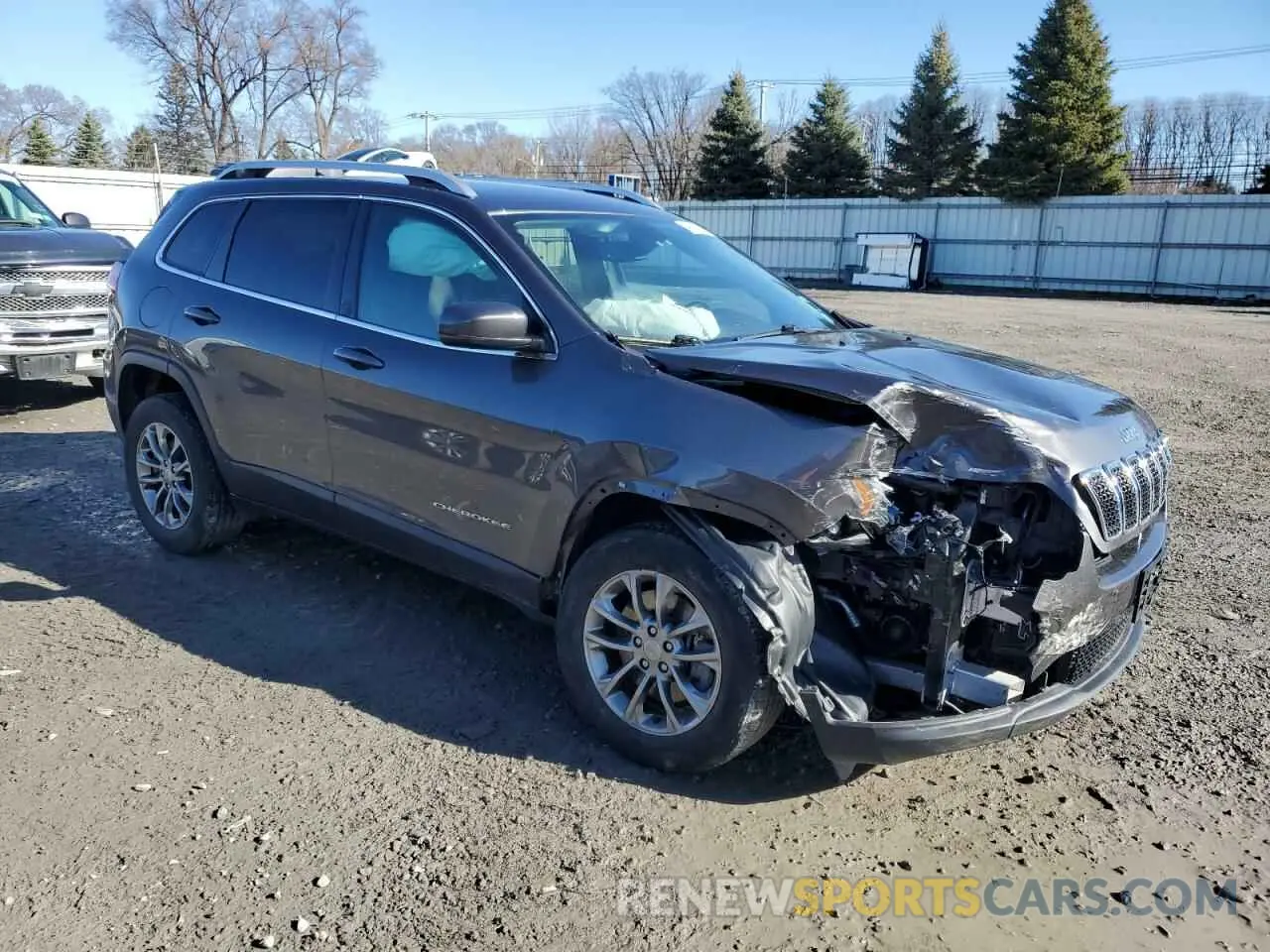 4 Photograph of a damaged car 1C4PJMLB1KD487138 JEEP GRAND CHER 2019