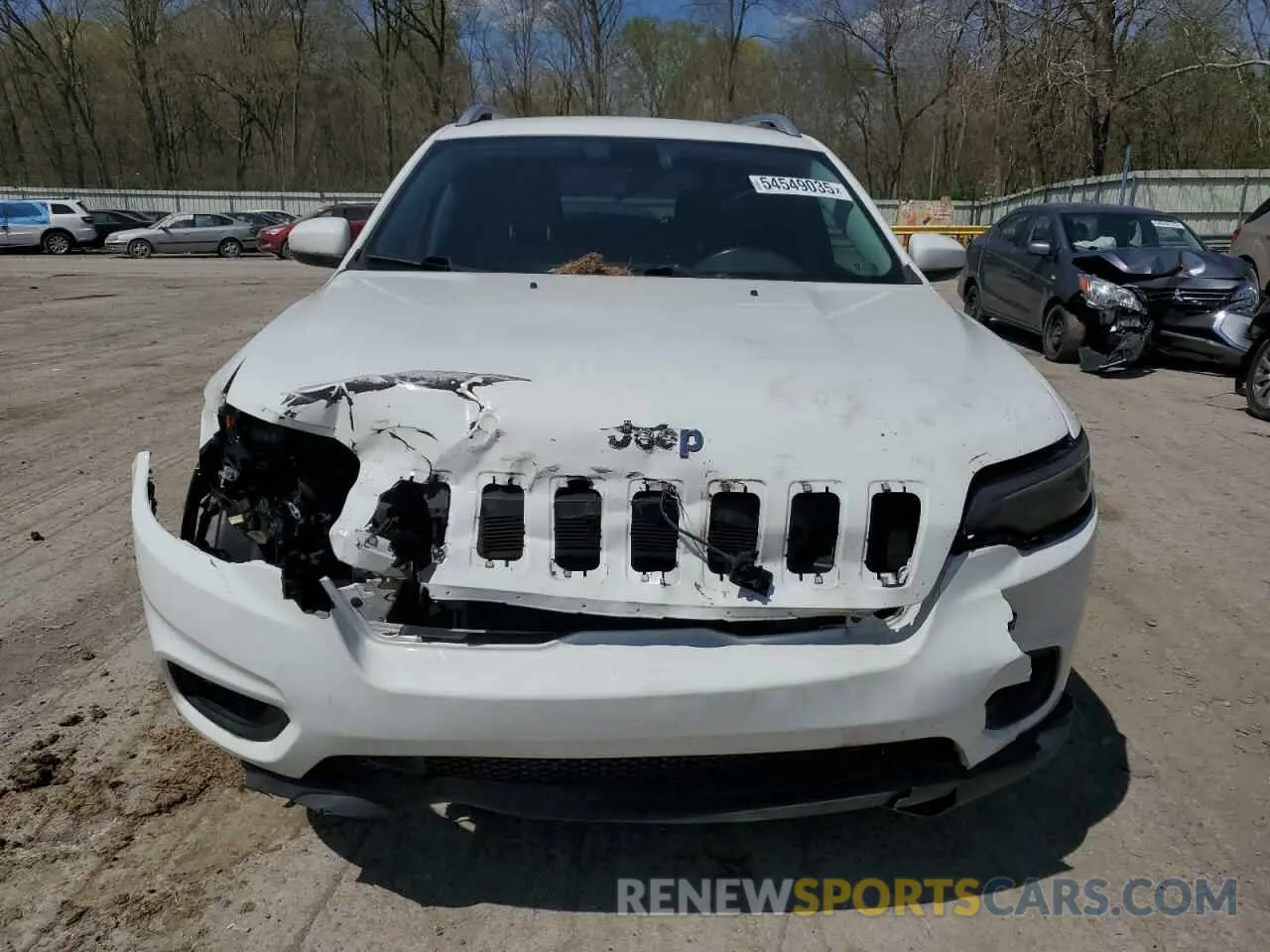 5 Photograph of a damaged car 1C4PJMLB2KD199130 JEEP GRAND CHER 2019