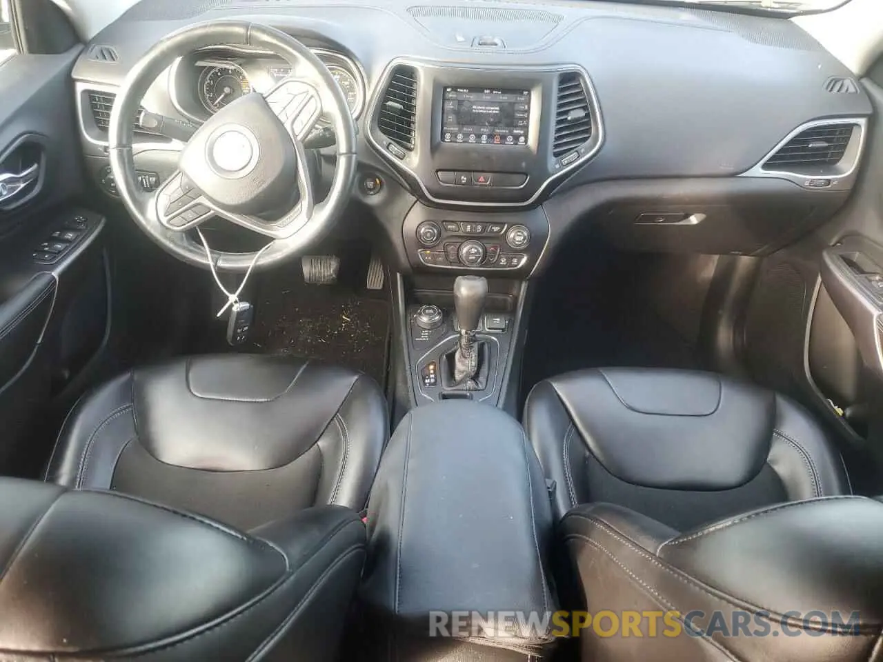 8 Photograph of a damaged car 1C4PJMLB2KD311196 JEEP GRAND CHER 2019