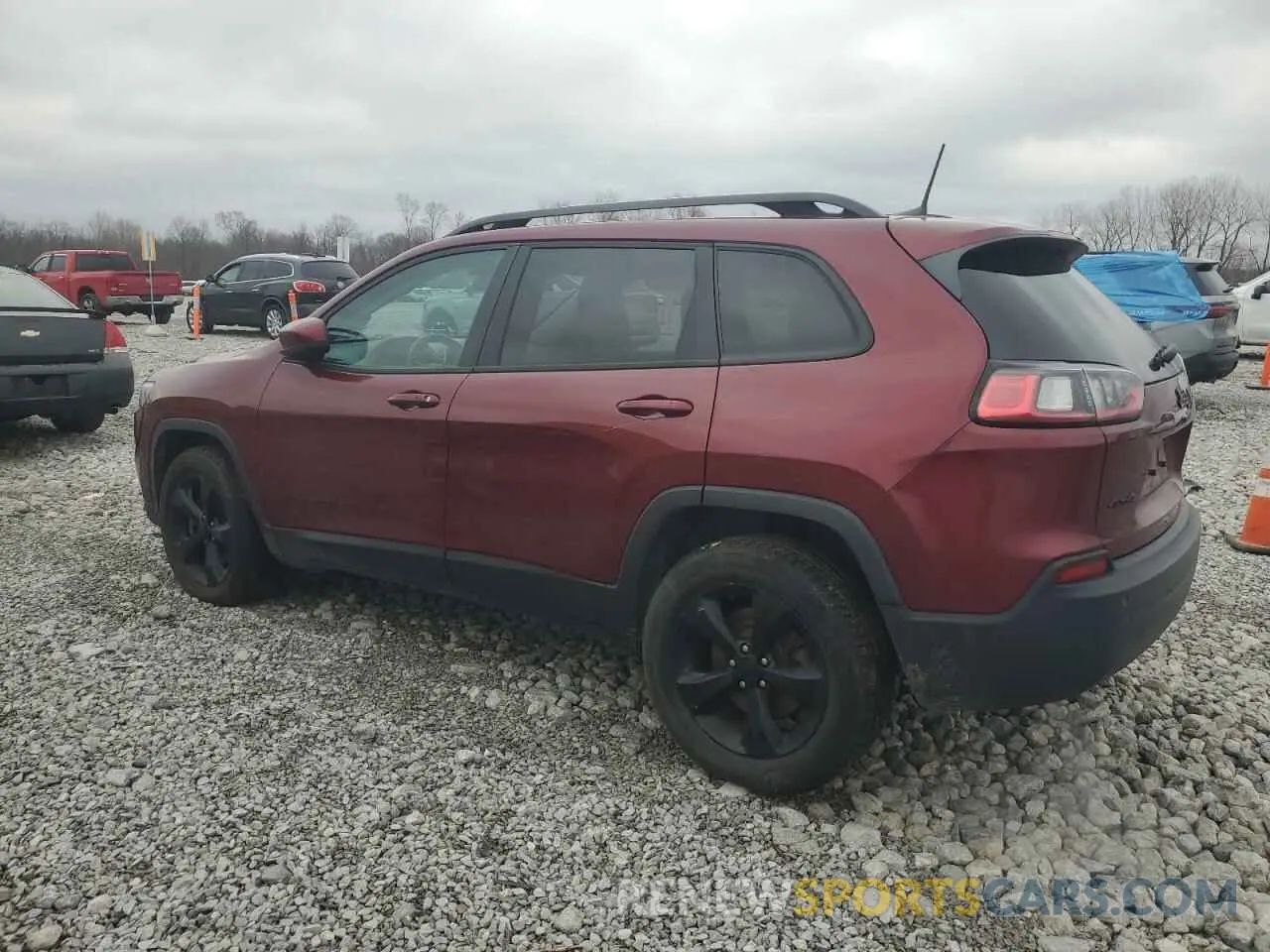 2 Photograph of a damaged car 1C4PJMLB2KD329701 JEEP GRAND CHER 2019