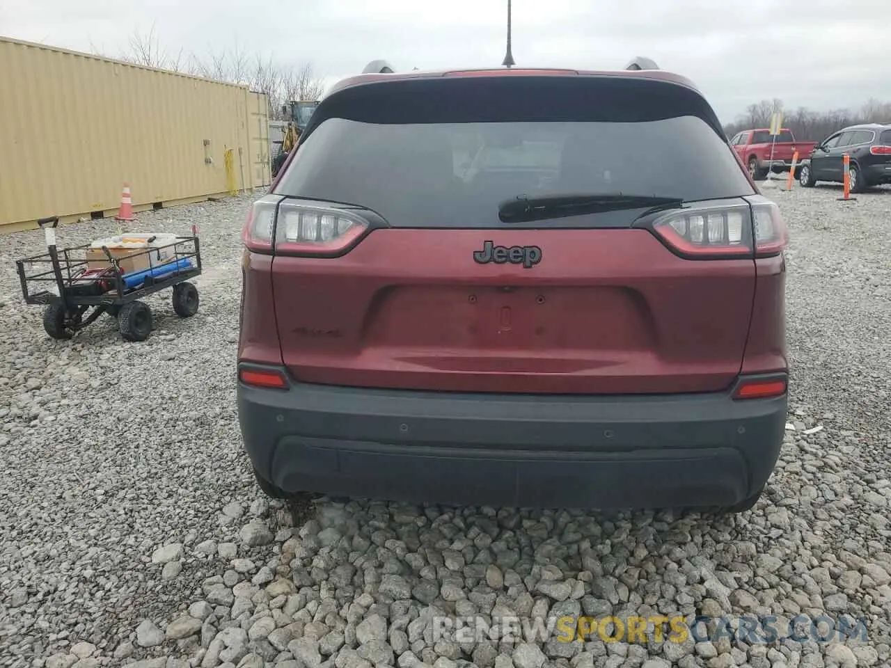 6 Photograph of a damaged car 1C4PJMLB2KD329701 JEEP GRAND CHER 2019