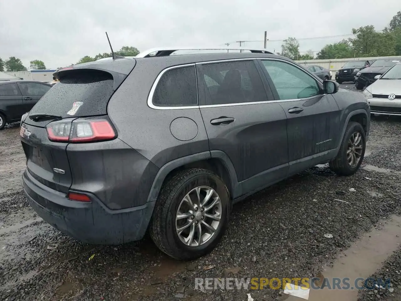 3 Photograph of a damaged car 1C4PJMLB2KD473717 JEEP GRAND CHER 2019
