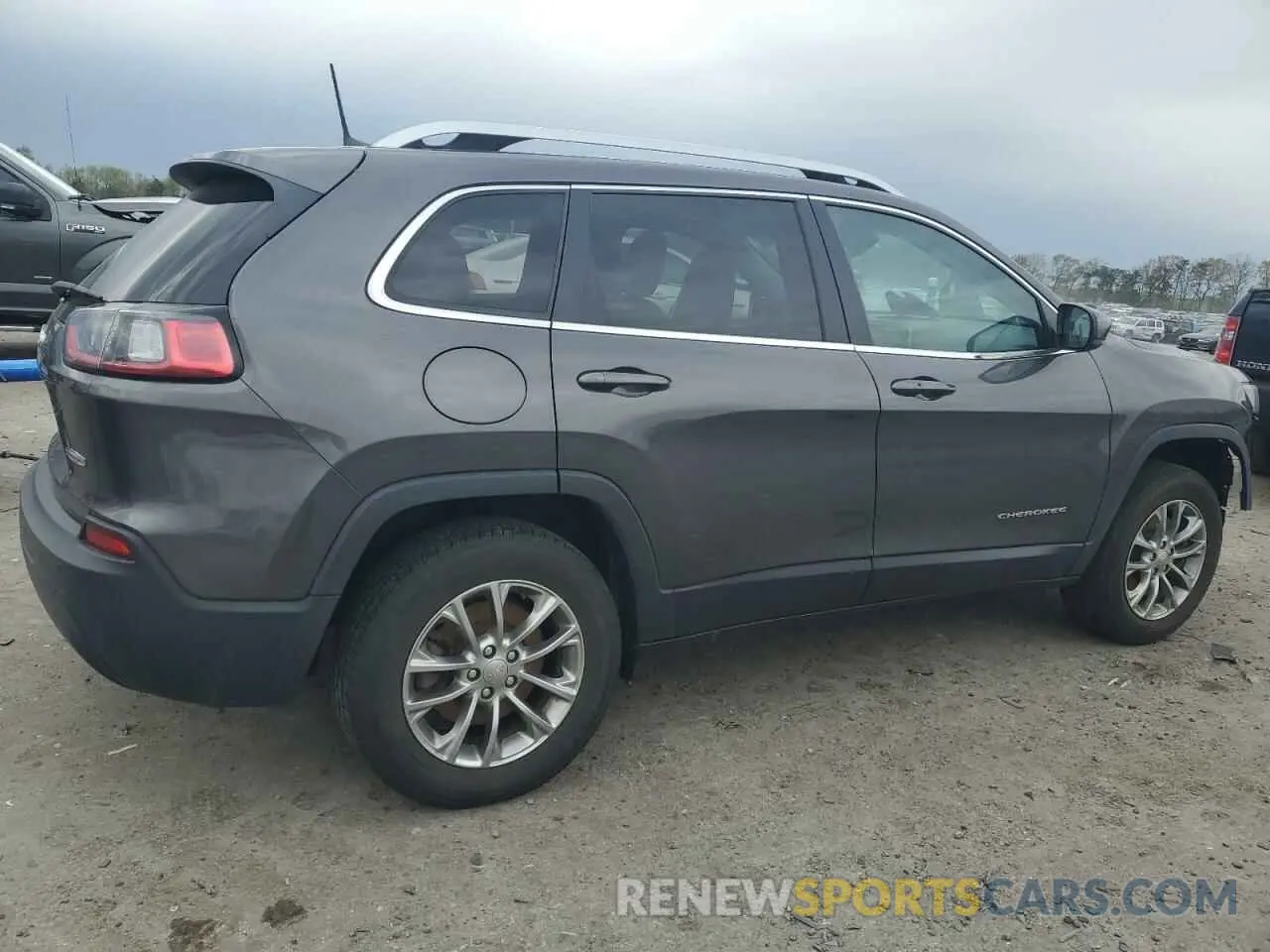 3 Фотография поврежденного автомобиля 1C4PJMLB3KD253809 JEEP GRAND CHER 2019