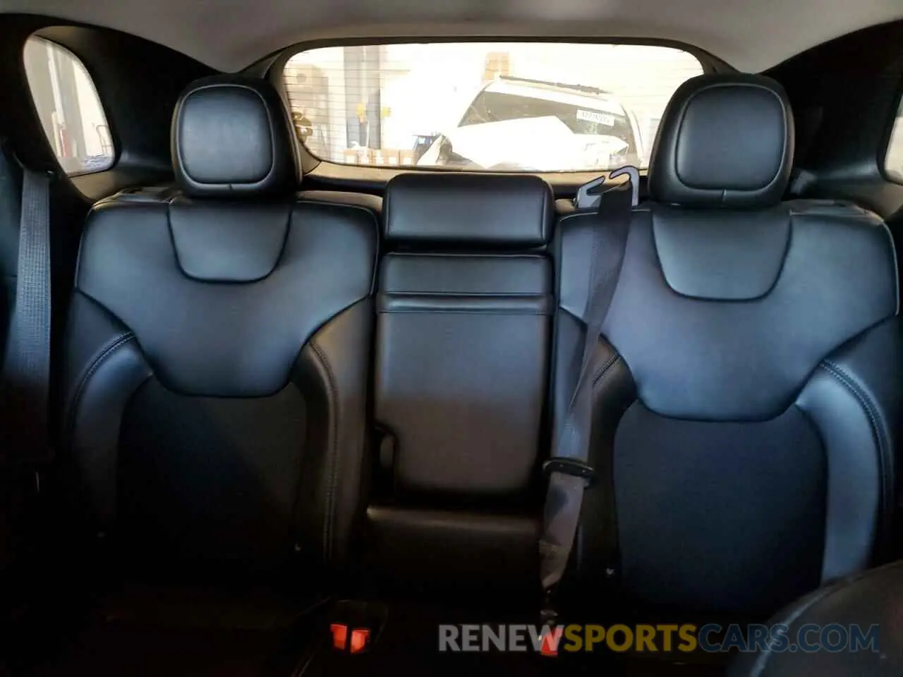 10 Фотография поврежденного автомобиля 1C4PJMLB4KD127720 JEEP GRAND CHER 2019