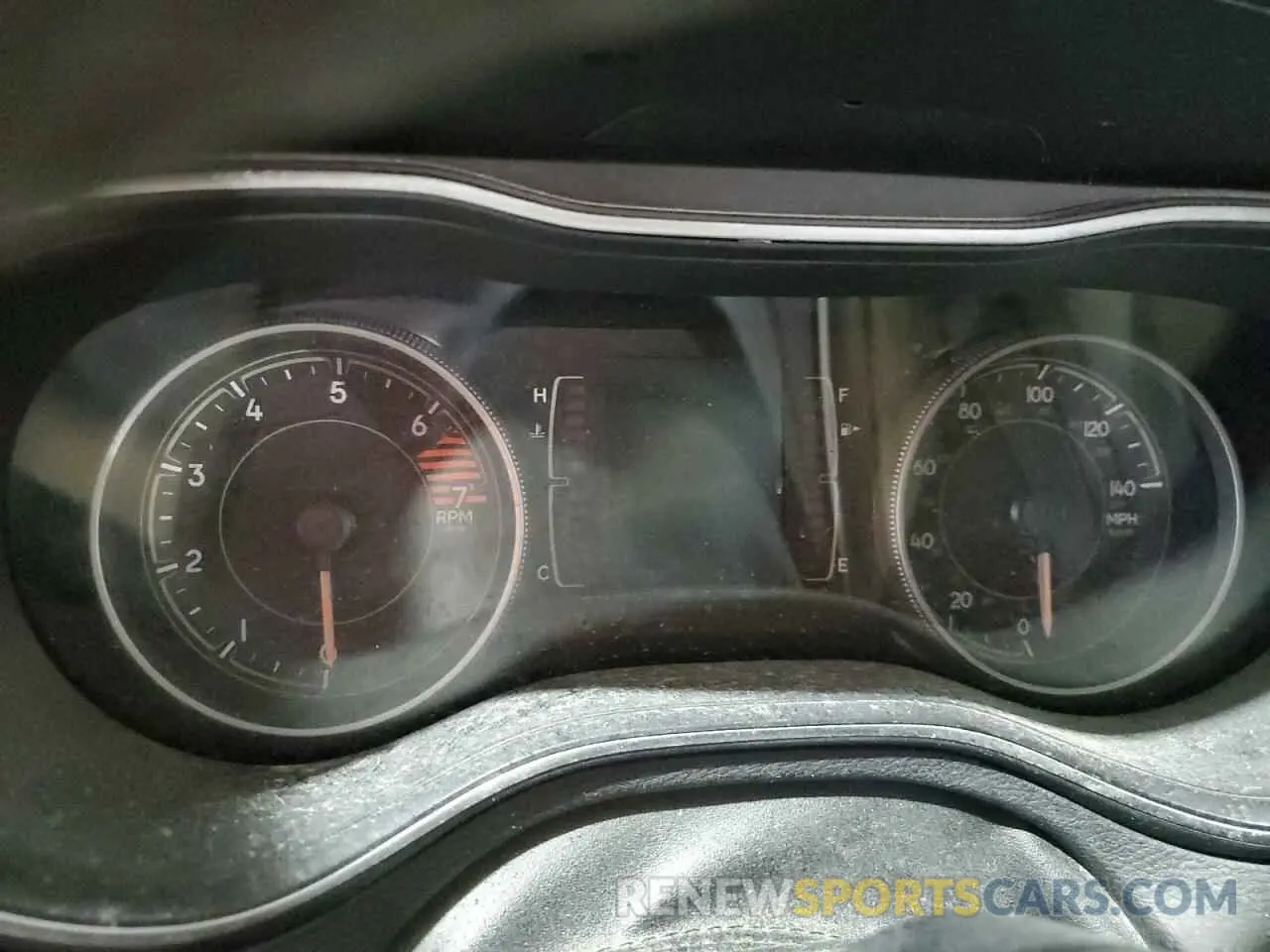 9 Фотография поврежденного автомобиля 1C4PJMLB4KD191420 JEEP GRAND CHER 2019
