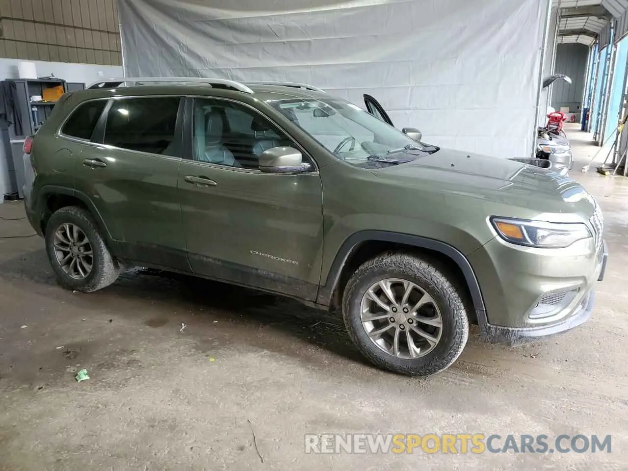 4 Фотография поврежденного автомобиля 1C4PJMLB4KD368192 JEEP GRAND CHER 2019