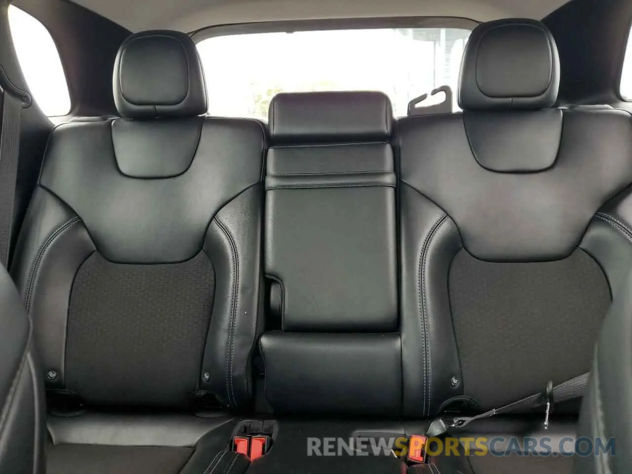 10 Фотография поврежденного автомобиля 1C4PJMLB5KD191152 JEEP GRAND CHER 2019