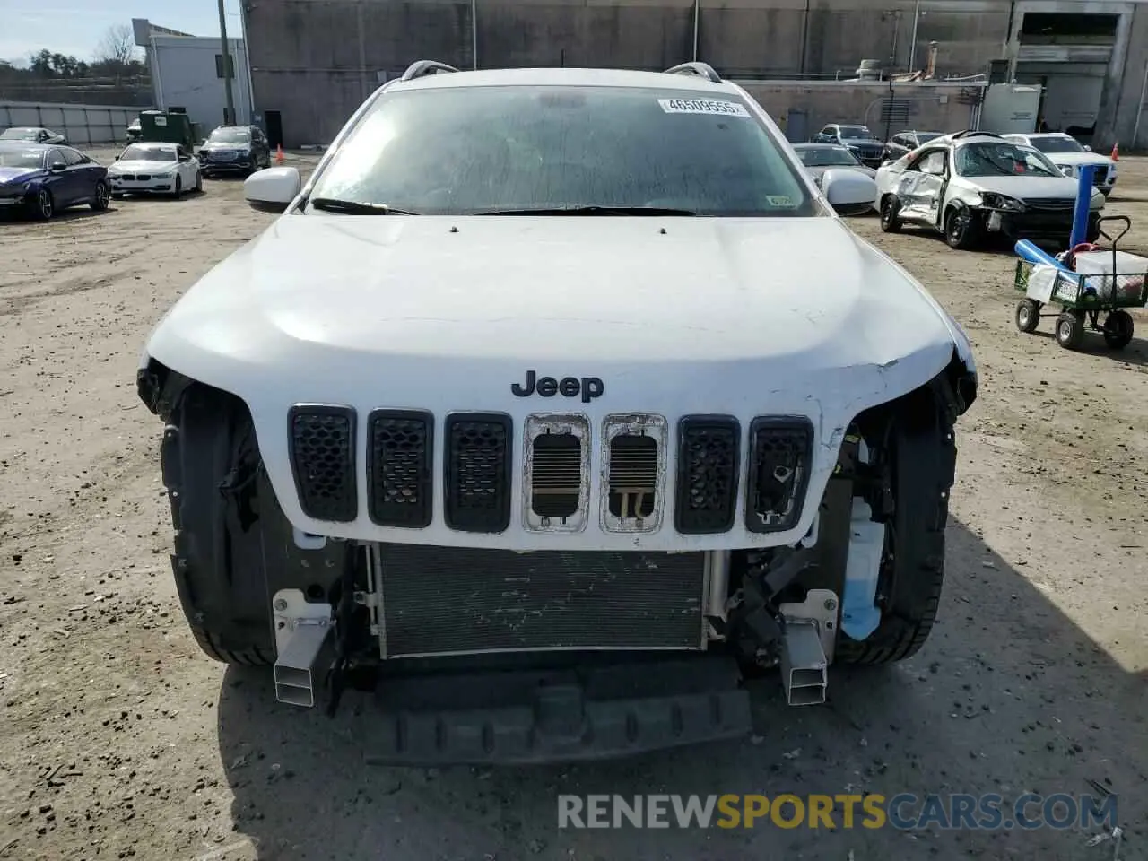 5 Photograph of a damaged car 1C4PJMLB5KD294586 JEEP GRAND CHER 2019