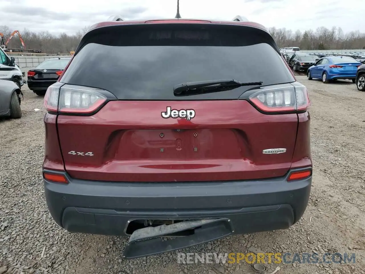 6 Photograph of a damaged car 1C4PJMLB5KD330664 JEEP GRAND CHER 2019
