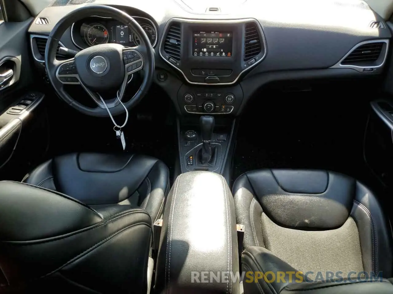 8 Фотография поврежденного автомобиля 1C4PJMLB5KD384675 JEEP GRAND CHER 2019