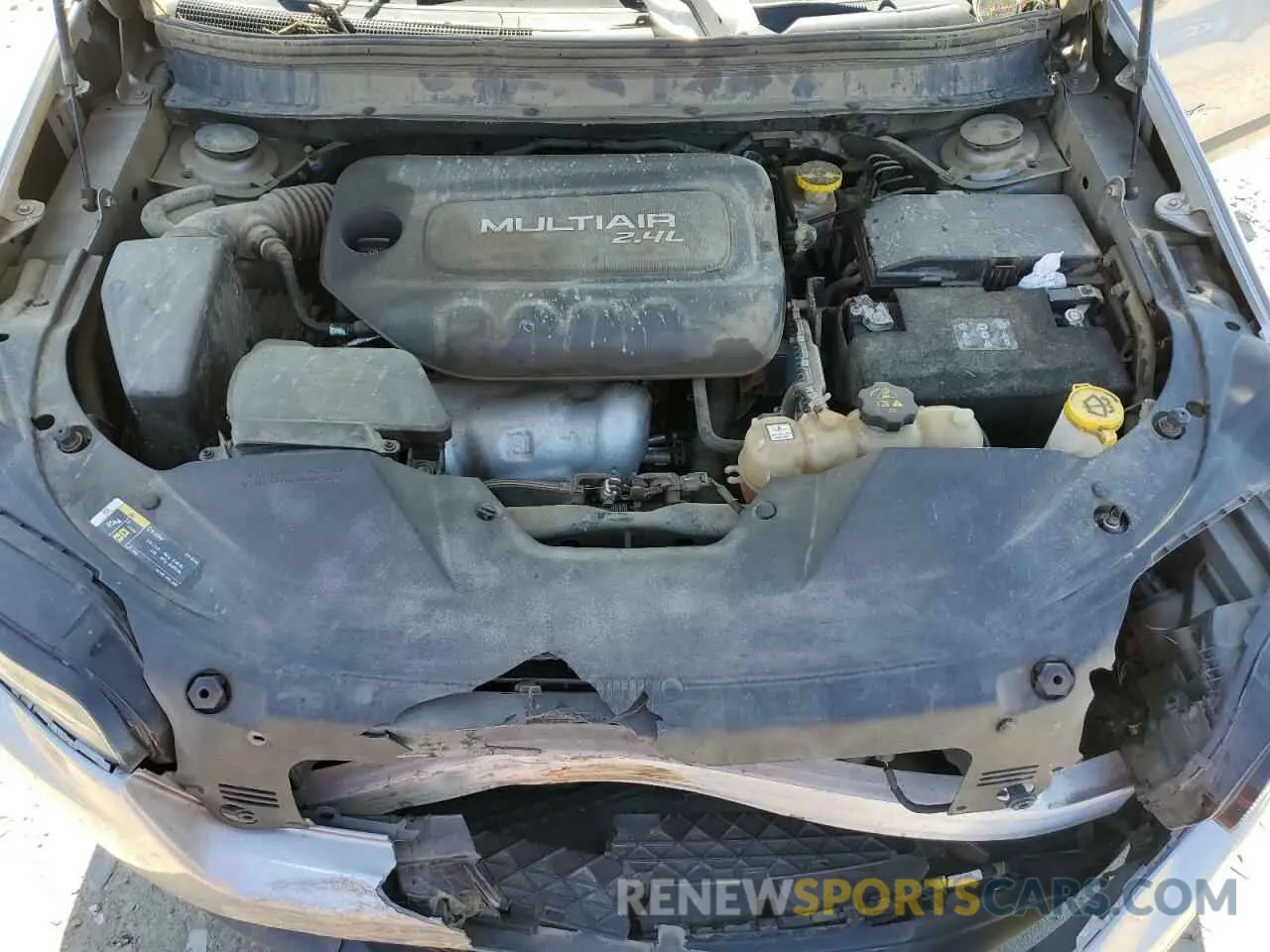 13 Photograph of a damaged car 1C4PJMLB7KD194683 JEEP GRAND CHER 2019