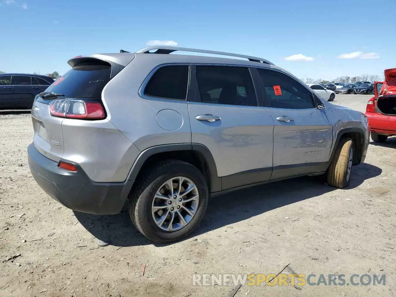 3 Photograph of a damaged car 1C4PJMLB7KD194683 JEEP GRAND CHER 2019