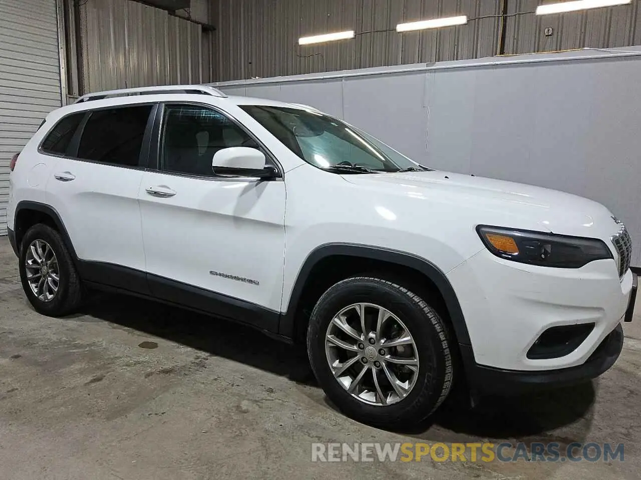 4 Photograph of a damaged car 1C4PJMLB7KD448103 JEEP GRAND CHER 2019