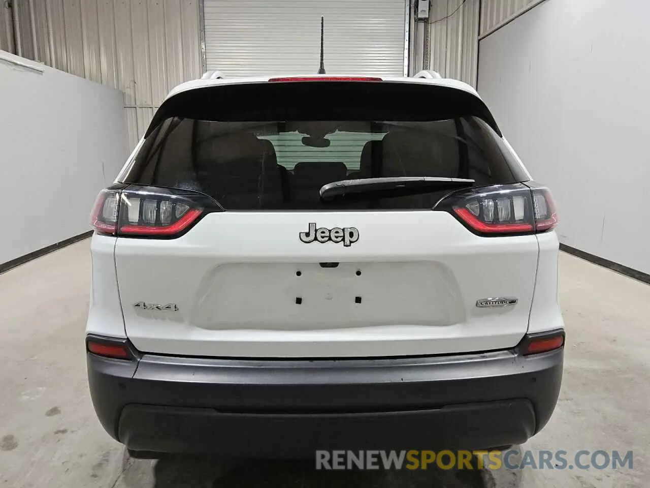 6 Photograph of a damaged car 1C4PJMLB7KD448103 JEEP GRAND CHER 2019